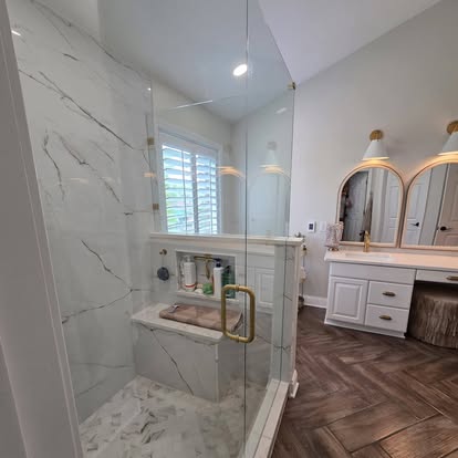 Marble master bathroom suite